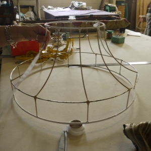 Elegant 1920s Wire Lampshade Frame